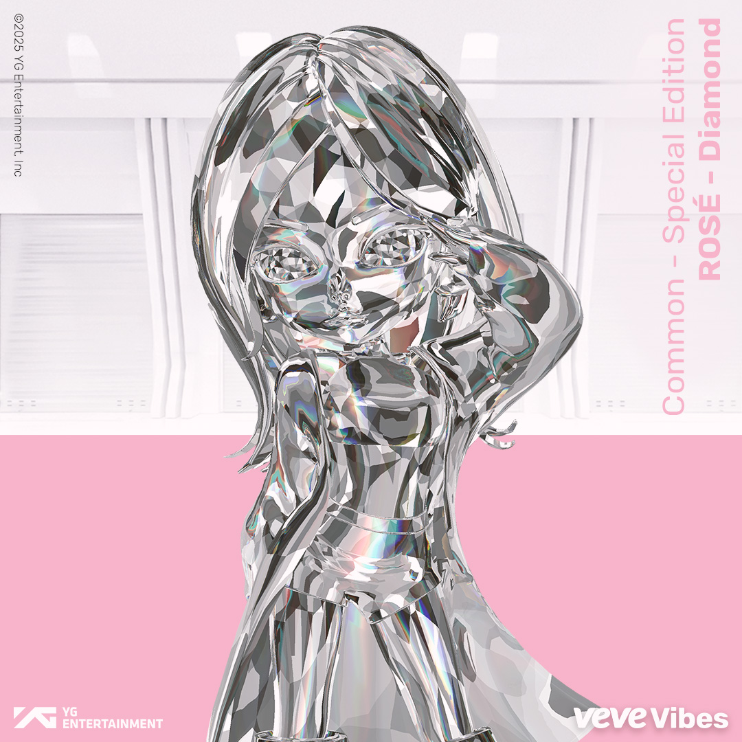 ROSE BLACKPINK collectible featuring in diamond texture standing in a salute pose